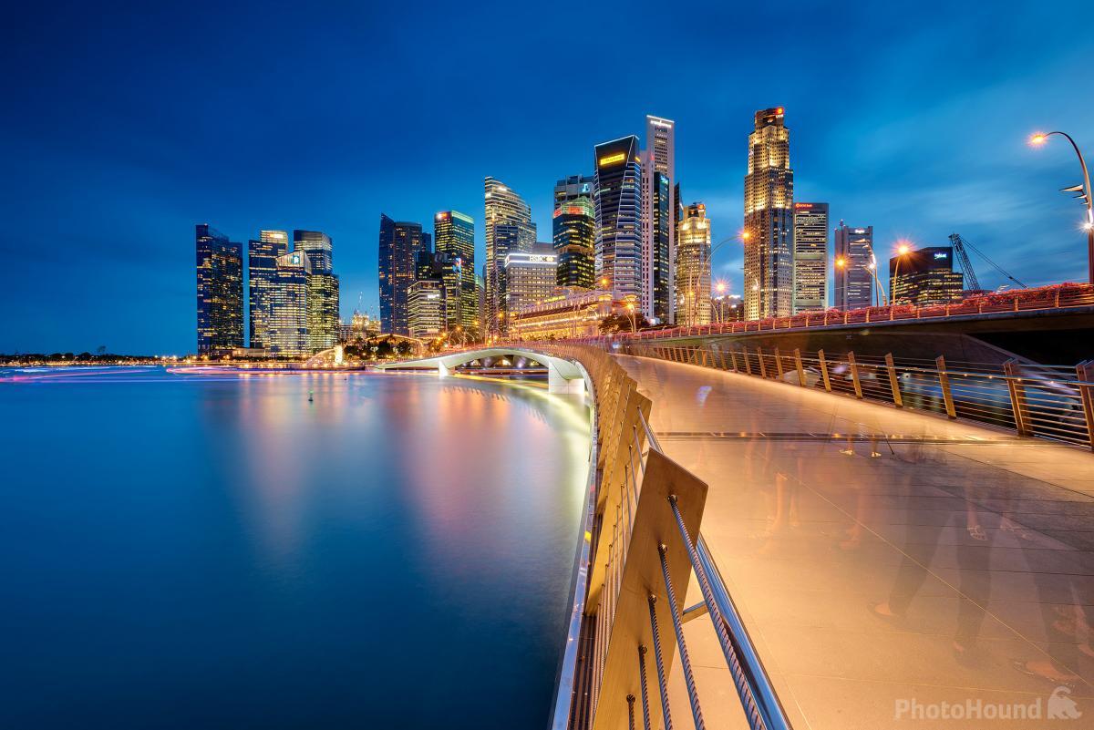 Image of Jubilee and Esplanade Bridge by Jon Chiang