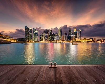images of Singapore - Louis Vuitton Exterior & Boardwalk