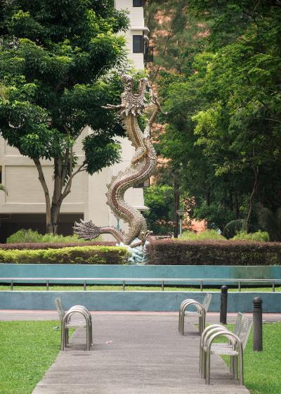 photos of Singapore - Whampoa Dragon Fountain Statue