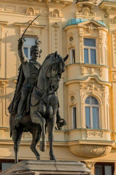 pictures of Zagreb - Trg Bana Jelačića (Ban Jelacic Sq)