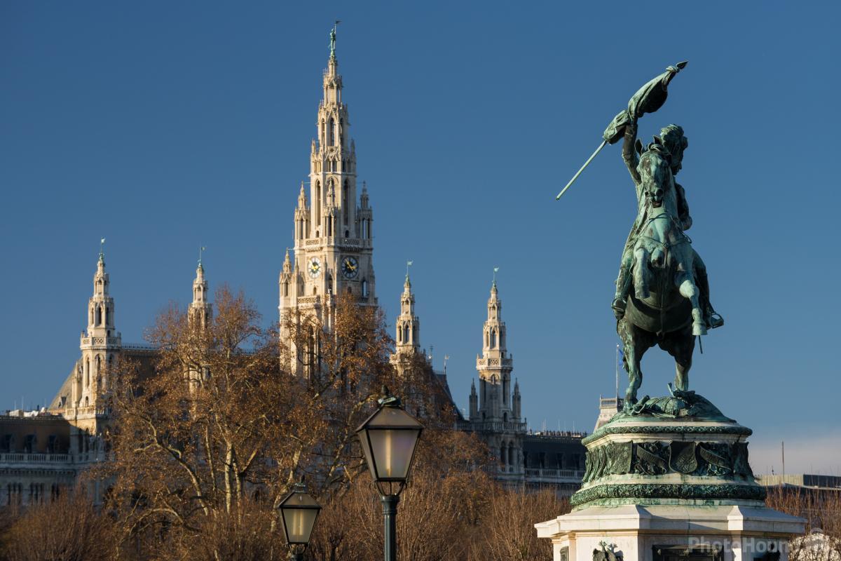 Image of Archduke Karl Statue & City Hall by Rainer Mirau