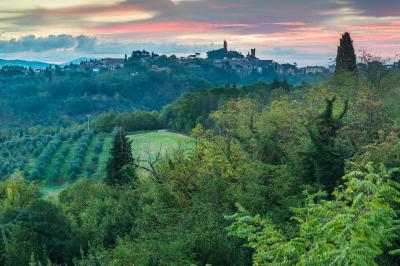 photos of San Miniato, Tuscany - Via Sforza