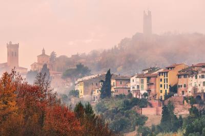 pictures of San Miniato, Tuscany - View of Torre di Matilde