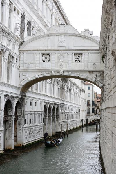 images of Venice - Ponte dei Sospiri (Bridge Of Sighs)