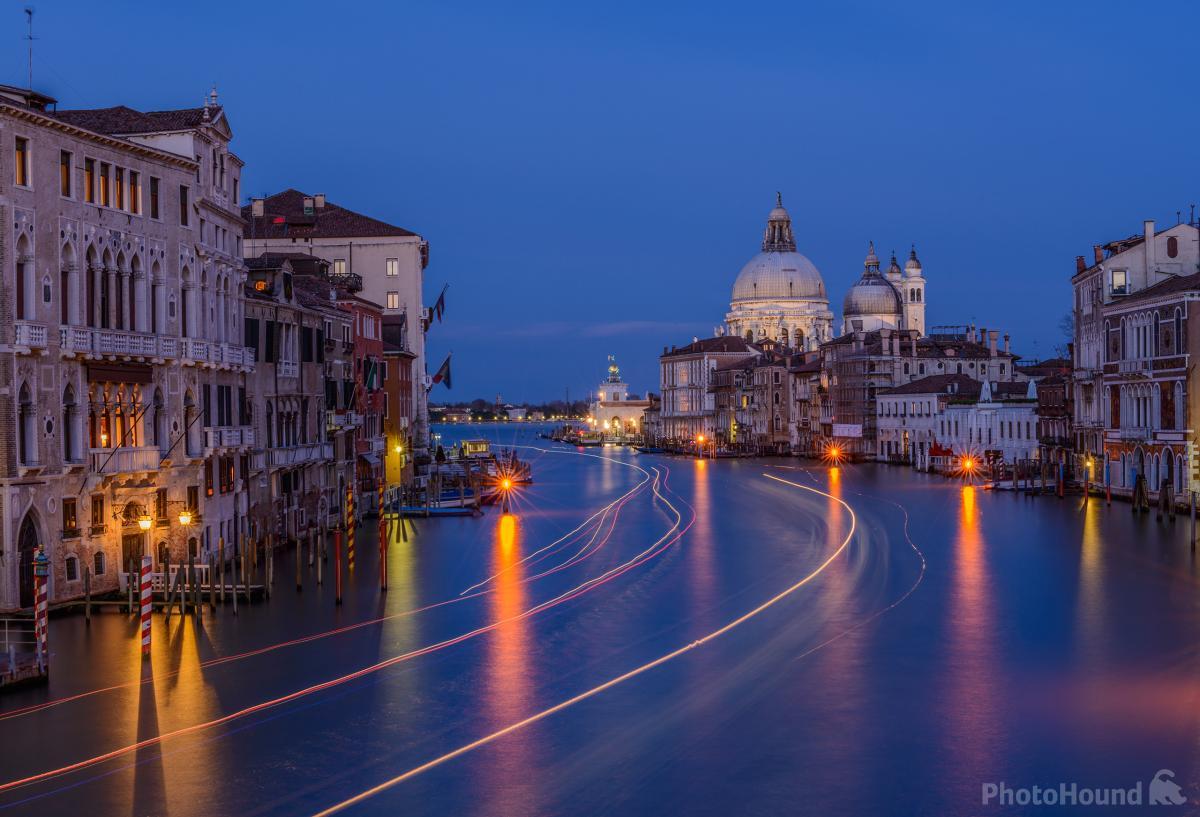 Image of Ponte dell\'Accademia by Luka Esenko