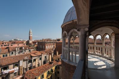 photo spots in Venice - Scala Contarini del Bovolo