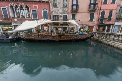 Venice photo spots - Rio de Sant’Ana