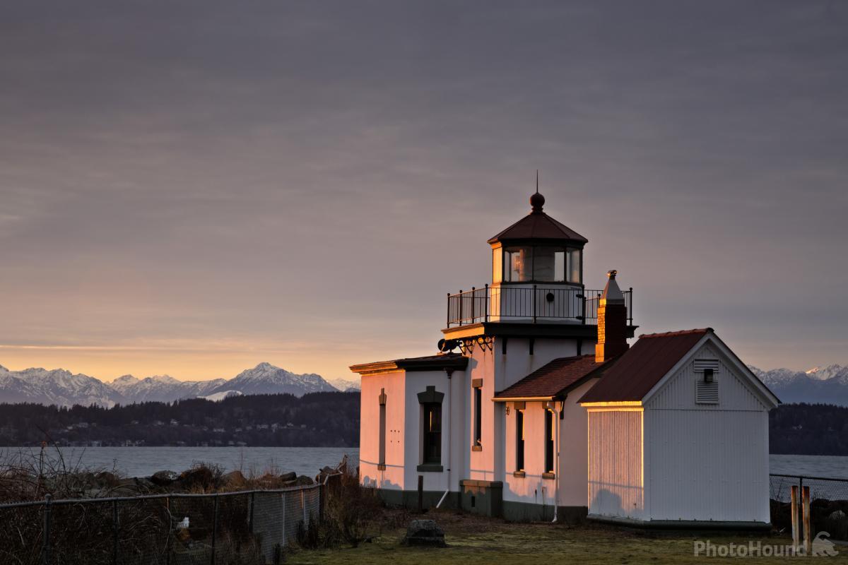Image of West Point Lighthouse at Discovery Park by T. Kirkendall and V. Spring
