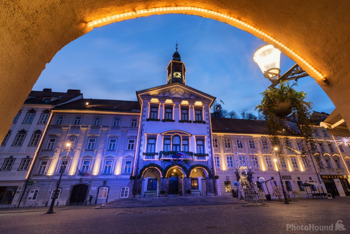 Image of Mestna Hiša (Town Hall) by Luka Esenko