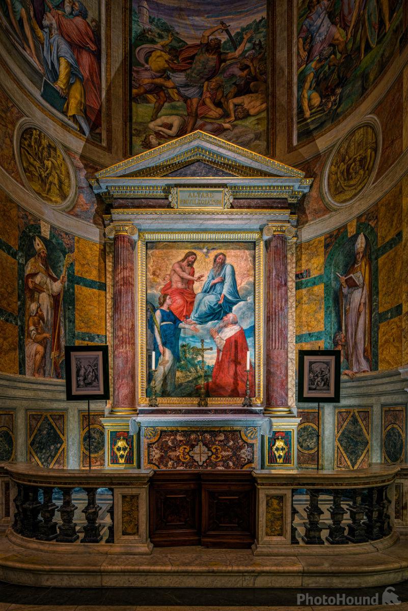 Image of Santa Maria dell\'Anima by Massimo Squillace