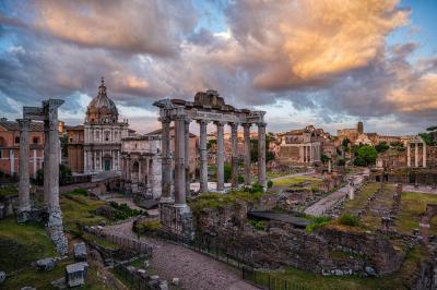 pictures of Italy - Foro Romano Overlook