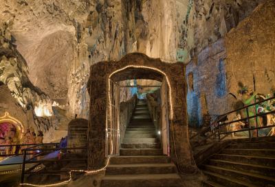 photography locations in Malaysia - Ramayana Caves