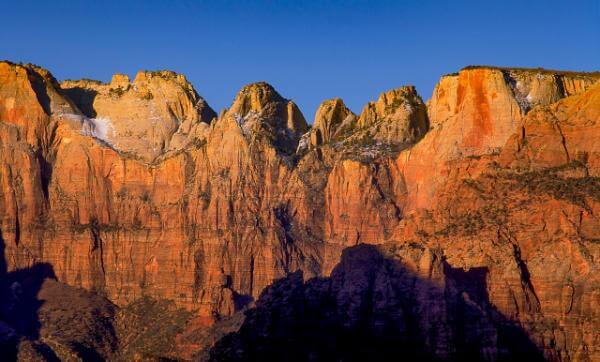 photography spots in Zion National Park & Surroundings - Canyon Overlook 