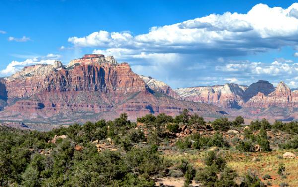 photos of Zion National Park & Surroundings - Smithsonian Butte - Best View