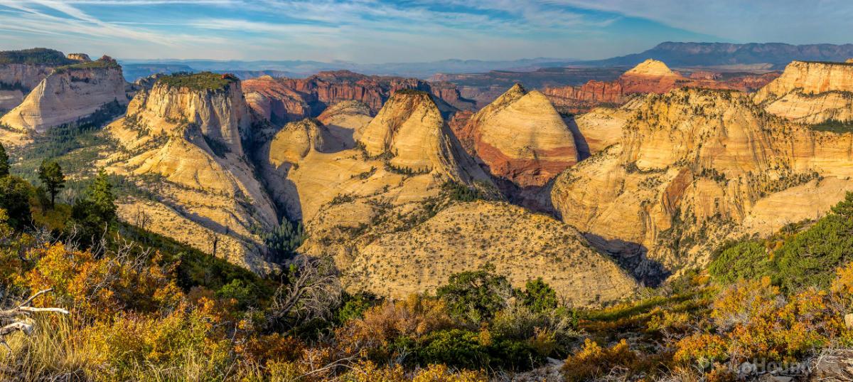 Image of The West Rim Trail  by Laurent Martres