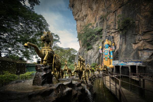 Malaysia images - Ramayana Caves