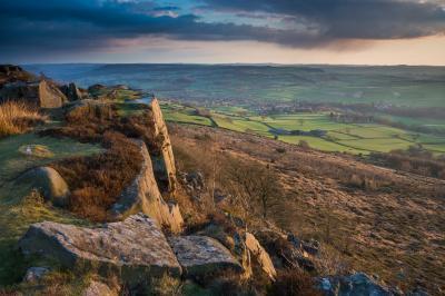 pictures of The Peak District - Baslow Edge